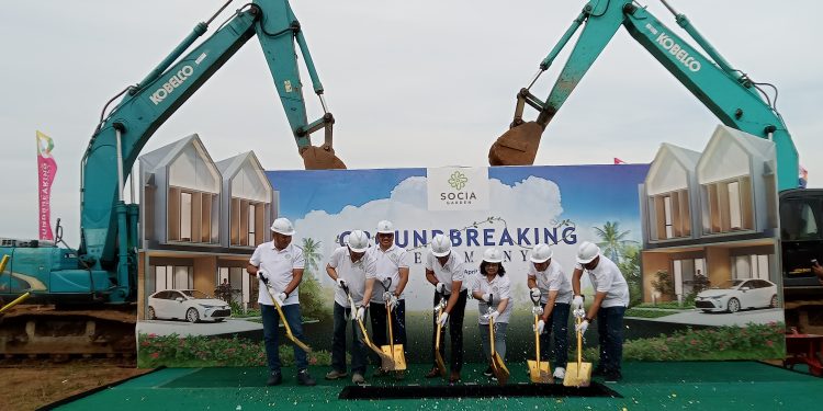 Sukses dengan Penjualan 350 Unit di Tahap Pertama,   Socia Garden Karawang Laksanakan Groundbreaking 