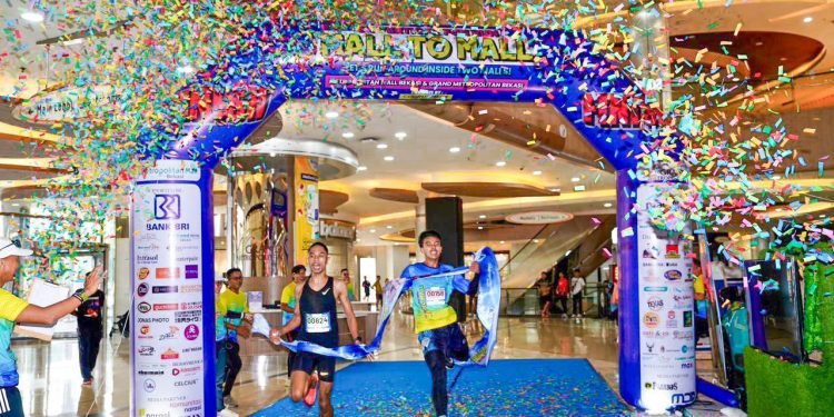 5K Vertical Fun Run Pertama di Bekasi Lintasi Dua Mall “Lejen” Metland