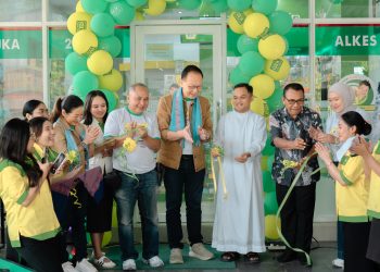 Lakukan GO 17 Gerai Sekaligus, Apotek K-24 juga Gelar CSR Festival Ceria si Kecil di NTT